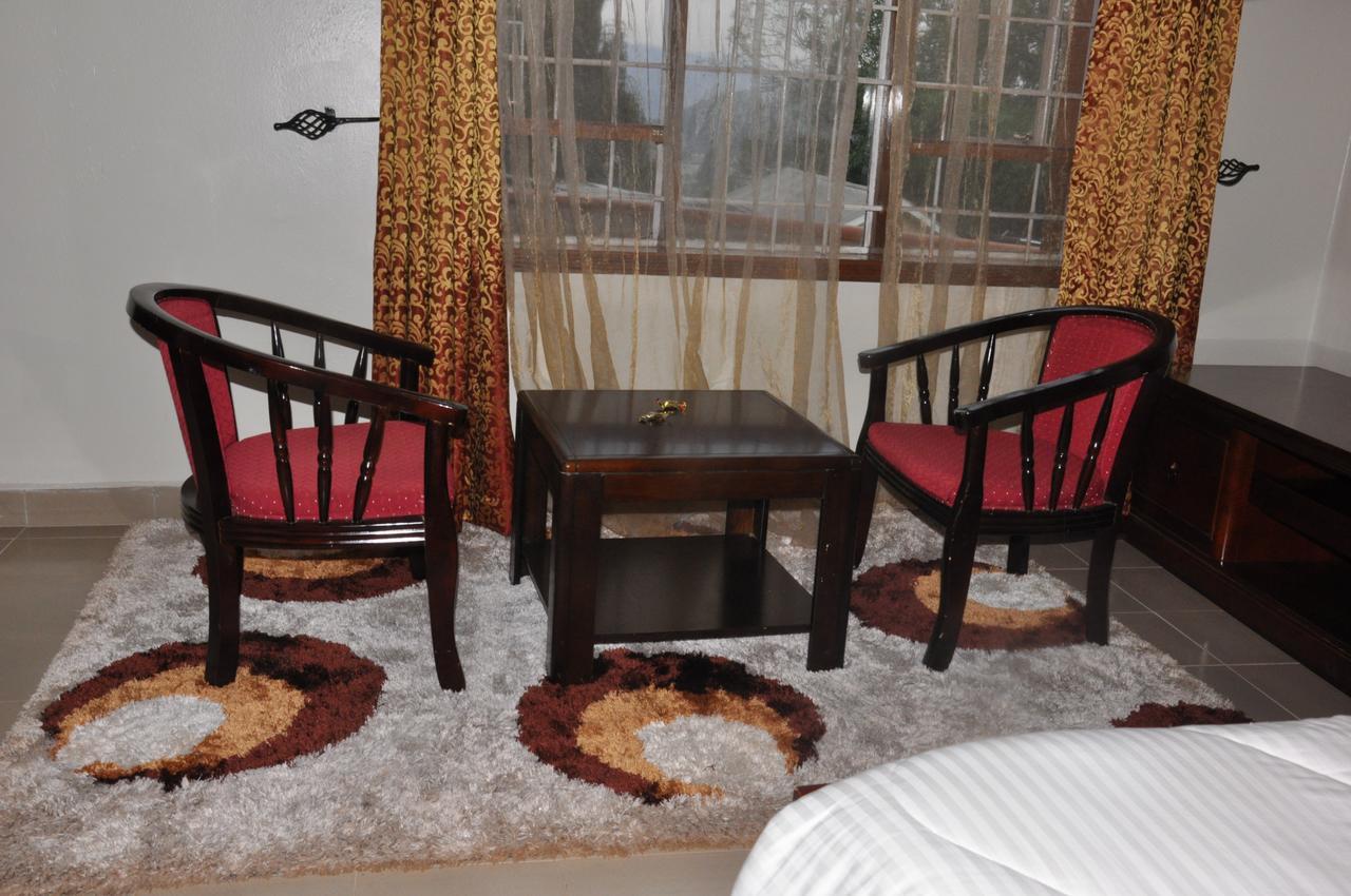 Cepha'S Inn Kabale Экстерьер фото