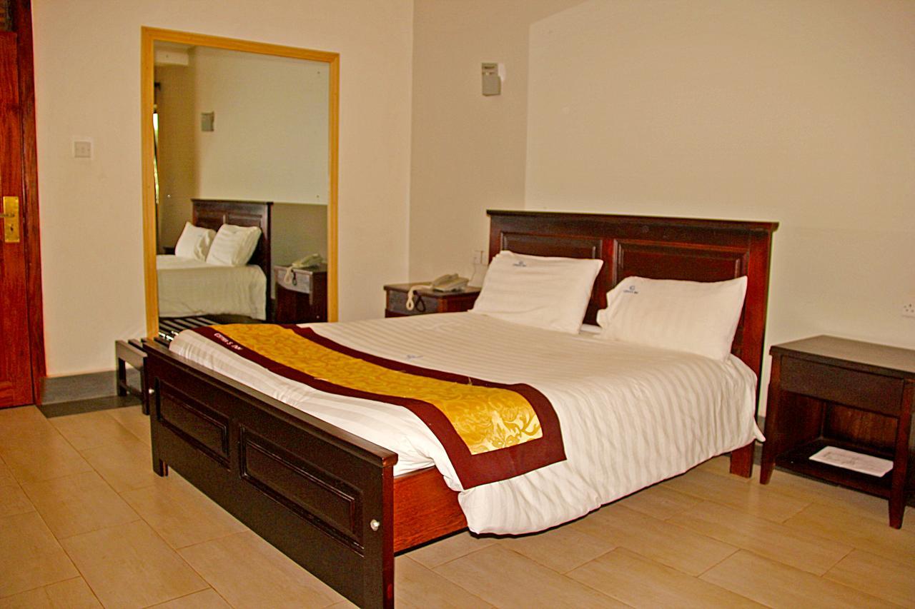 Cepha'S Inn Kabale Экстерьер фото